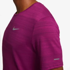 Nike Dri-Fit Miler Shirt -Hardlopen Gerelateerd nike dri fit miler shirt 2000x2000 213288