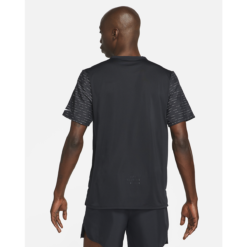 Hardlopen Gerelateerd -Hardlopen Gerelateerd nike dri fit rise 365 run division shirt 2000x2000 197393