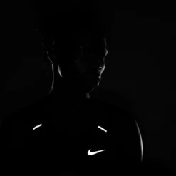 Nike Dri-fit Rise 365 Singlet -Hardlopen Gerelateerd nike dri fit rise 365 singlet 2000x2000 224073