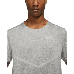 Nike Dri-Fit Rise 365 -Hardlopen Gerelateerd nike dri fit rise 365 2000x2000 187079