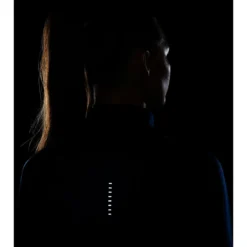 Nike Dri-fit Swoosh Run Longsleeve Shirt -Hardlopen Gerelateerd nike dri fit swoosh run longsleeve shirt 2000x2000 234604